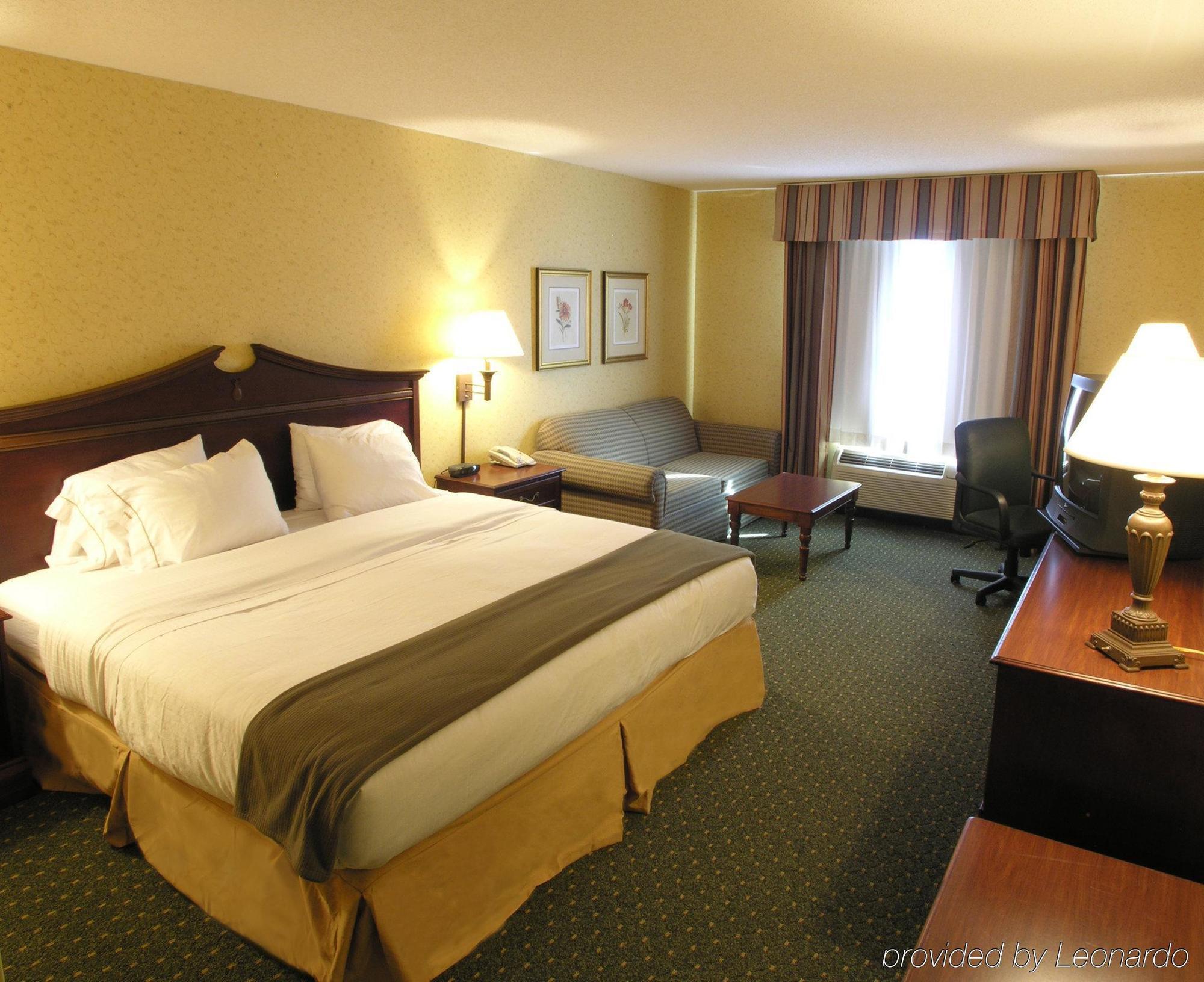 Holiday Inn Express & Suites Williamsburg By Ihg Chambre photo