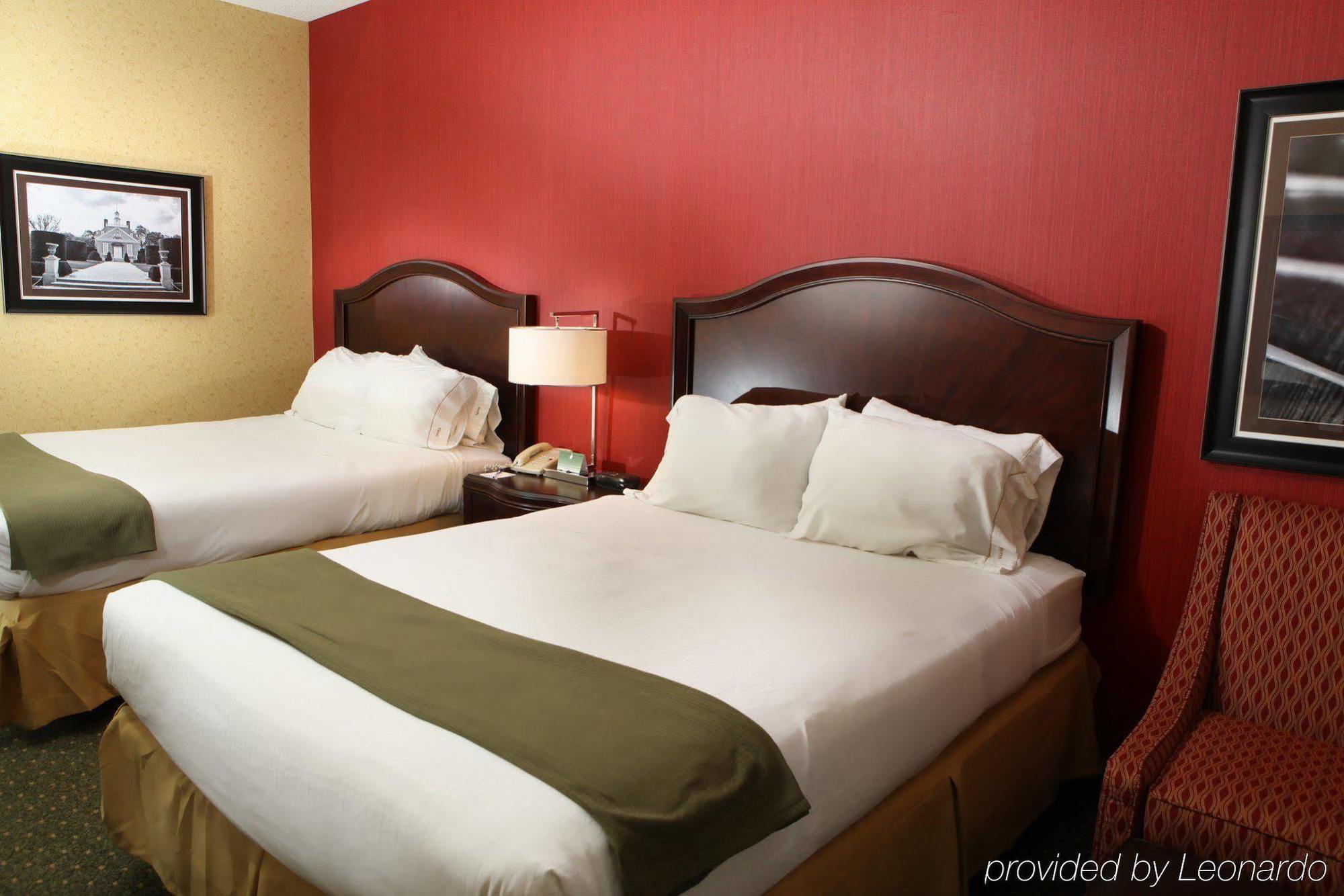 Holiday Inn Express & Suites Williamsburg By Ihg Extérieur photo