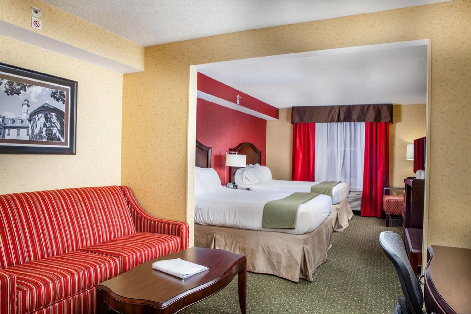 Holiday Inn Express & Suites Williamsburg By Ihg Extérieur photo